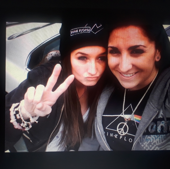 Meet your Posher, Audrey - Picture 8 of 16